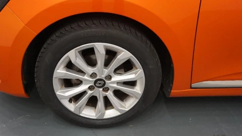 Renault Clio Evolution TCe 90 (67kw)