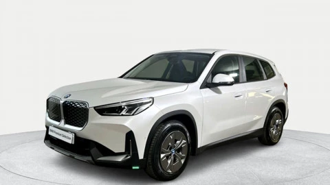 BMW iX1 xDrive30