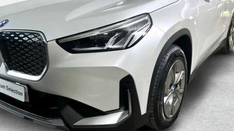 BMW iX1 xDrive30