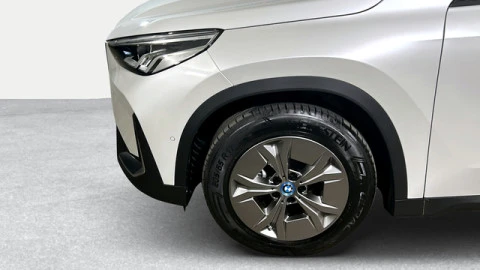 BMW iX1 xDrive30