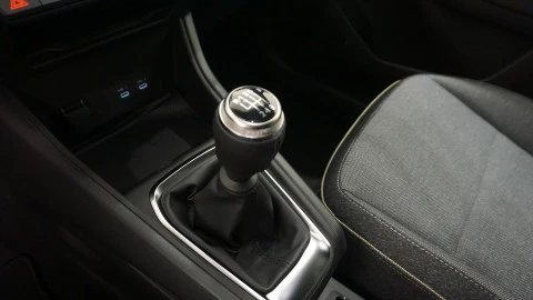 Renault Captur techno TCe 67kW (90CV)