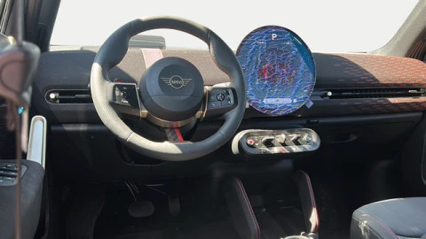 MINI Aceman TODOTERRENO BEV 54KWH JCW E 258 5P
