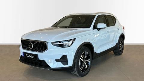 Volvo XC40 2.0 B3 G Core Auto