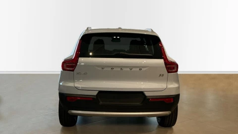 Volvo XC40 2.0 B3 G Core Auto