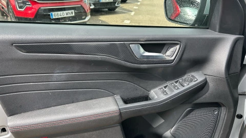 Ford Kuga ST-Line X 2.5 Duratec FHEV Auto