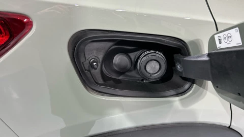 Volvo XC40 2.0 B3 G Core Auto