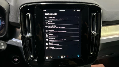 Volvo XC40 2.0 B3 G Core Auto