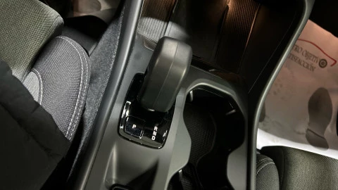 Volvo XC40 2.0 B3 G Core Auto