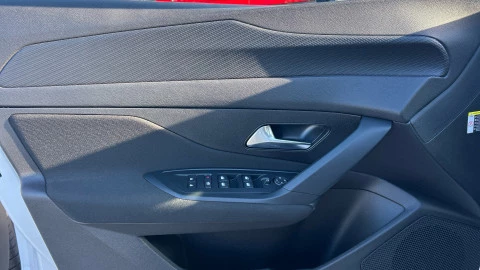 Peugeot 308 5P Active Pack PureTech 130 S&S MAN