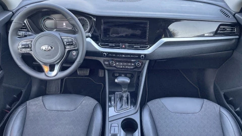Kia Niro 1.6 GDi HEV 104kW (141CV) Drive