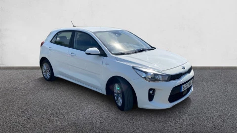 Kia Rio 1.2 CVVT 62kW (84CV) Concept