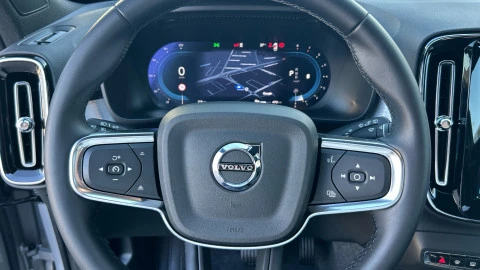 Volvo XC40 2.0 B3 G Core Auto