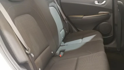 Hyundai Kona 1.6 GDI HEV Maxx DCT