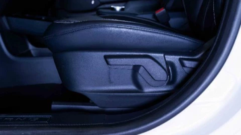 Ford Mustang Mach-E 216kW Batería 98.8Kwh