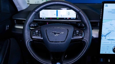 Ford Mustang Mach-E 216kW Batería 98.8Kwh