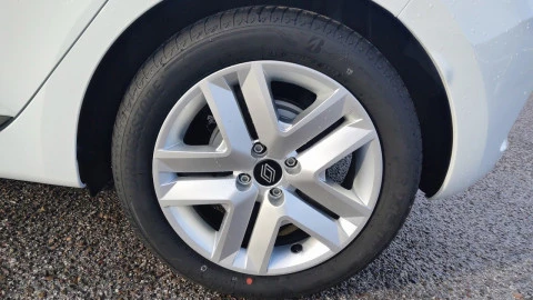 Renault Clio Evolution full hybrid E-Tech 145 (103Kw)