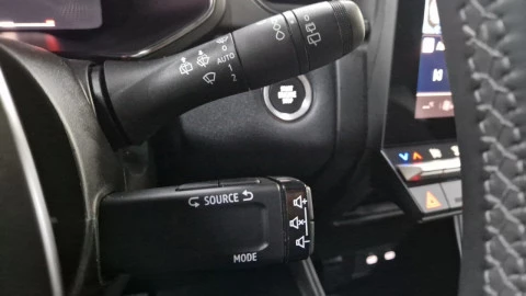 Renault Captur techno Eco-G 100cv (74 kW)