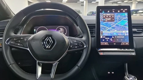 Renault Captur techno Eco-G 100cv (74 kW)