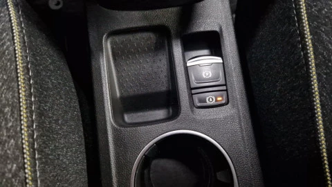 Renault Captur techno Eco-G 100cv (74 kW)