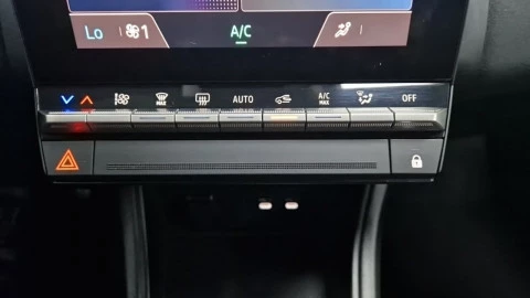 Renault Captur techno Eco-G 100cv (74 kW)