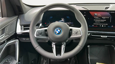 BMW iX1 xDrive30