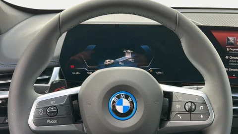 BMW iX1 xDrive30