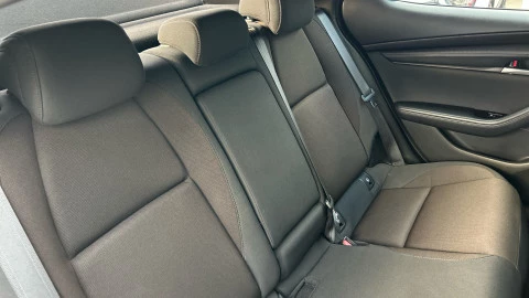 Mazda3 2.5L E-SKY G MHEV 103kW Prime-line