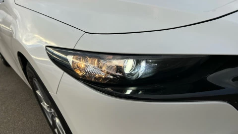 Mazda3 2.5L E-SKY G MHEV 103kW Prime-line