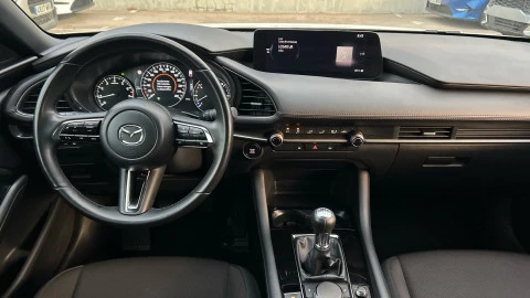 Mazda3 2.5L E-SKY G MHEV 103kW Prime-line