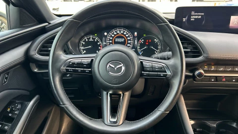 Mazda3 2.5L E-SKY G MHEV 103kW Prime-line