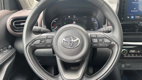 Toyota Yaris Cross Hybrid FWD Style