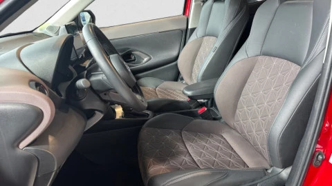 Toyota Yaris Cross Hybrid FWD Style