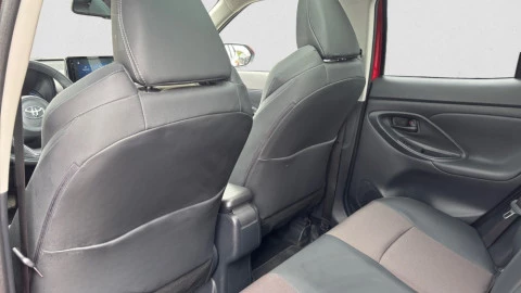 Toyota Yaris Cross Hybrid FWD Style