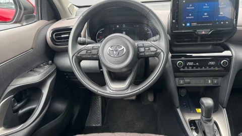 Toyota Yaris Cross Hybrid FWD Style