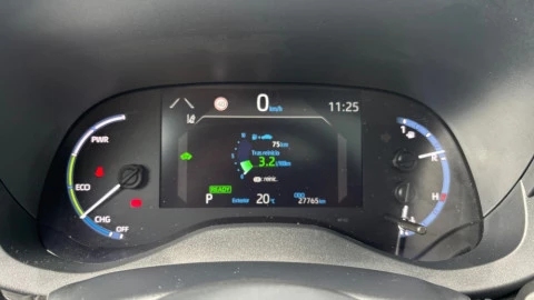 Toyota Yaris Cross Hybrid FWD Style