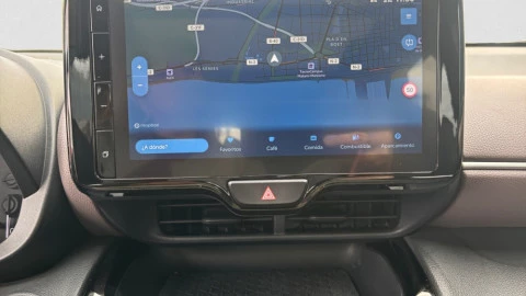 Toyota Yaris Cross Hybrid FWD Style