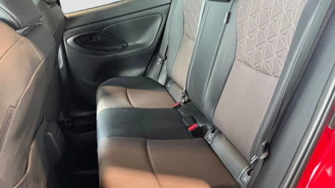 Toyota Yaris Cross Hybrid FWD Style