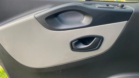 Renault Trafic Combi 9 Energy dCi 88 kW (120 CV) - SS