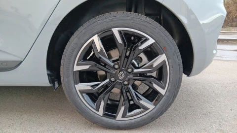 Renault Clio Techno TCe 90 (67kw)