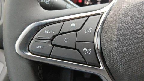 Renault Clio Techno TCe 90 (67kw)