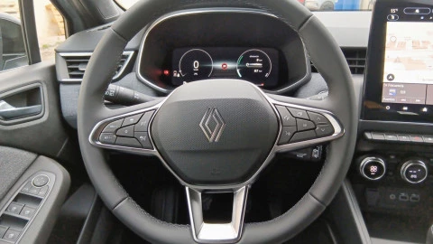 Renault Clio Techno TCe 90 (67kw)