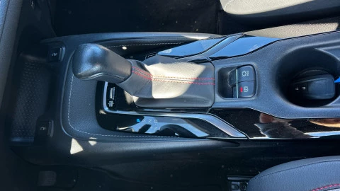 Toyota Corolla 2.0 180H GR-SPORT E-CVT TOURING SPORT