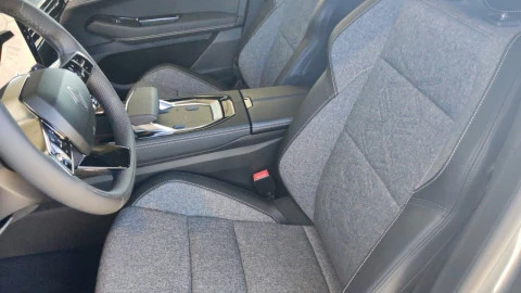 Renault Rafale Techno full hybrid E-Tech 200CV (147kW)