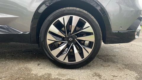 Renault Rafale Techno full hybrid E-Tech 200CV (147kW)