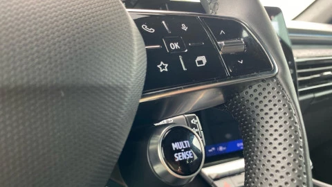 Renault Rafale Techno full hybrid E-Tech 200CV (147kW)