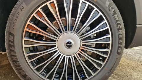 EBRO S900 PHEV 1.5 TGDI 3DHT 4X4 Luxury
