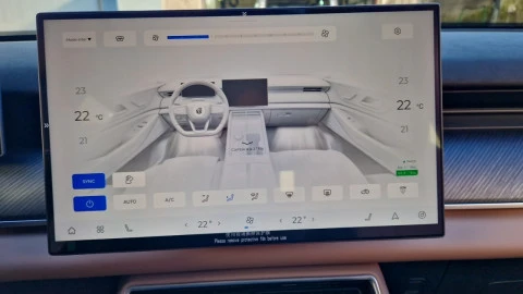 EBRO S900 PHEV 1.5 TGDI 3DHT 4X4 Luxury