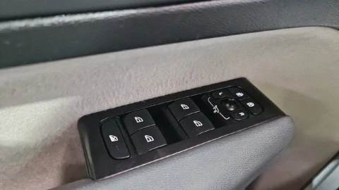 Volvo XC40 2.0 B4 G AWD Momentum Pro Auto