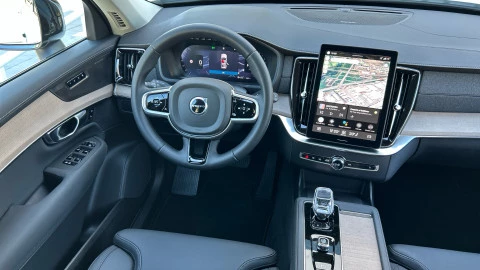 Volvo XC90 2.0 B5 Gasolina AWD Plus Dark Auto