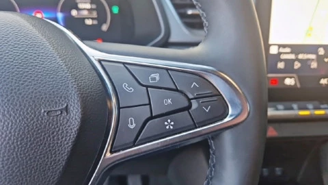 Renault Captur techno Eco-G 100cv (74 kW)